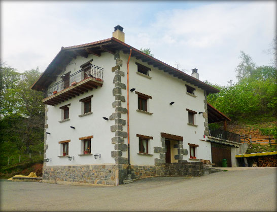 Casa rural 6 habitaciones con bano navarra